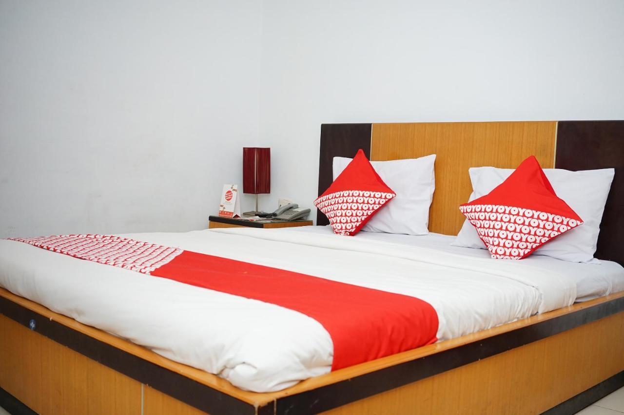 Oyo 2291 Hotel Bahagia Makassar Exterior photo