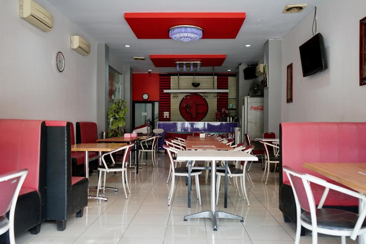 Oyo 2291 Hotel Bahagia Makassar Exterior photo